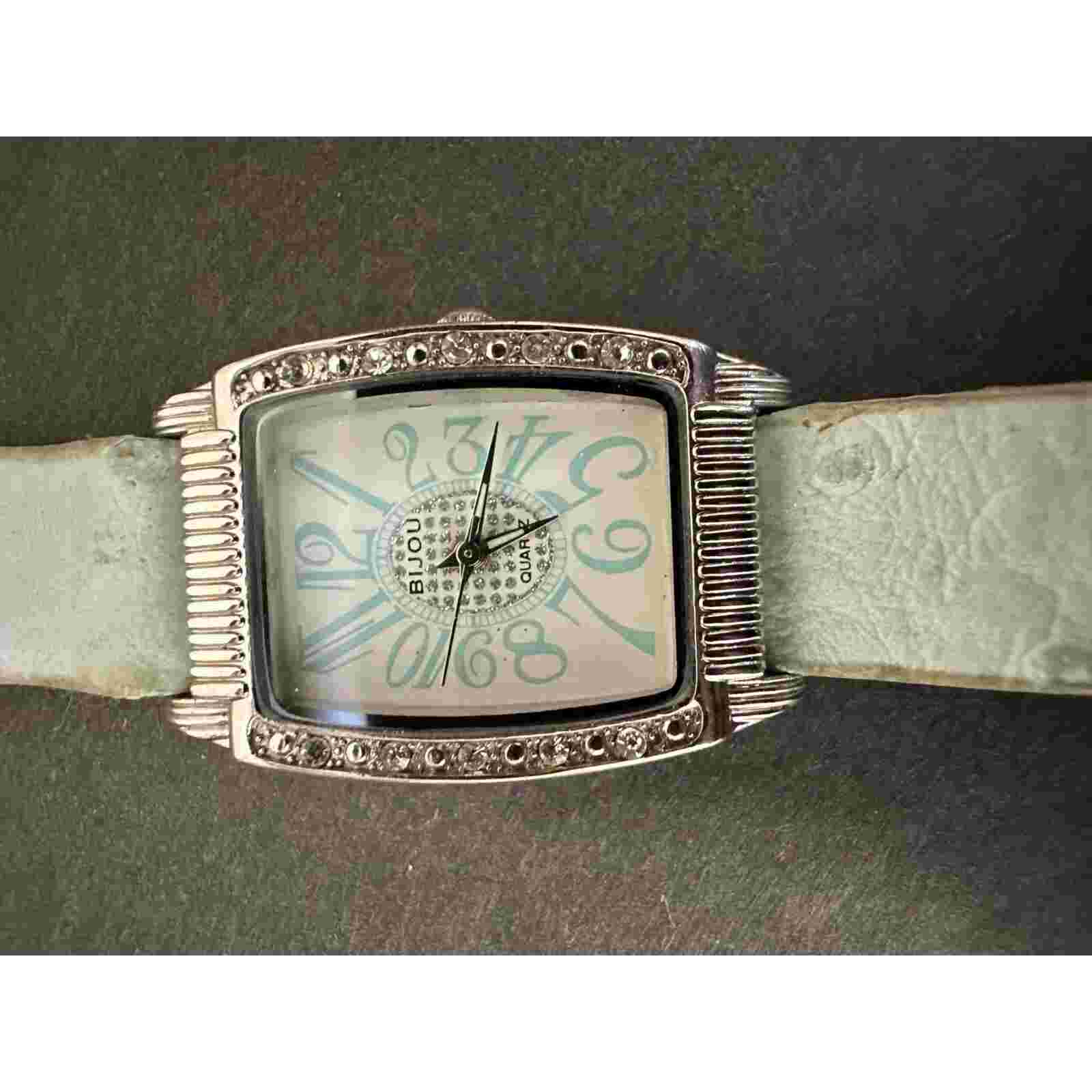Bijou Bijou Women’s Silver Tone Quartz Watch Vintage **READ**