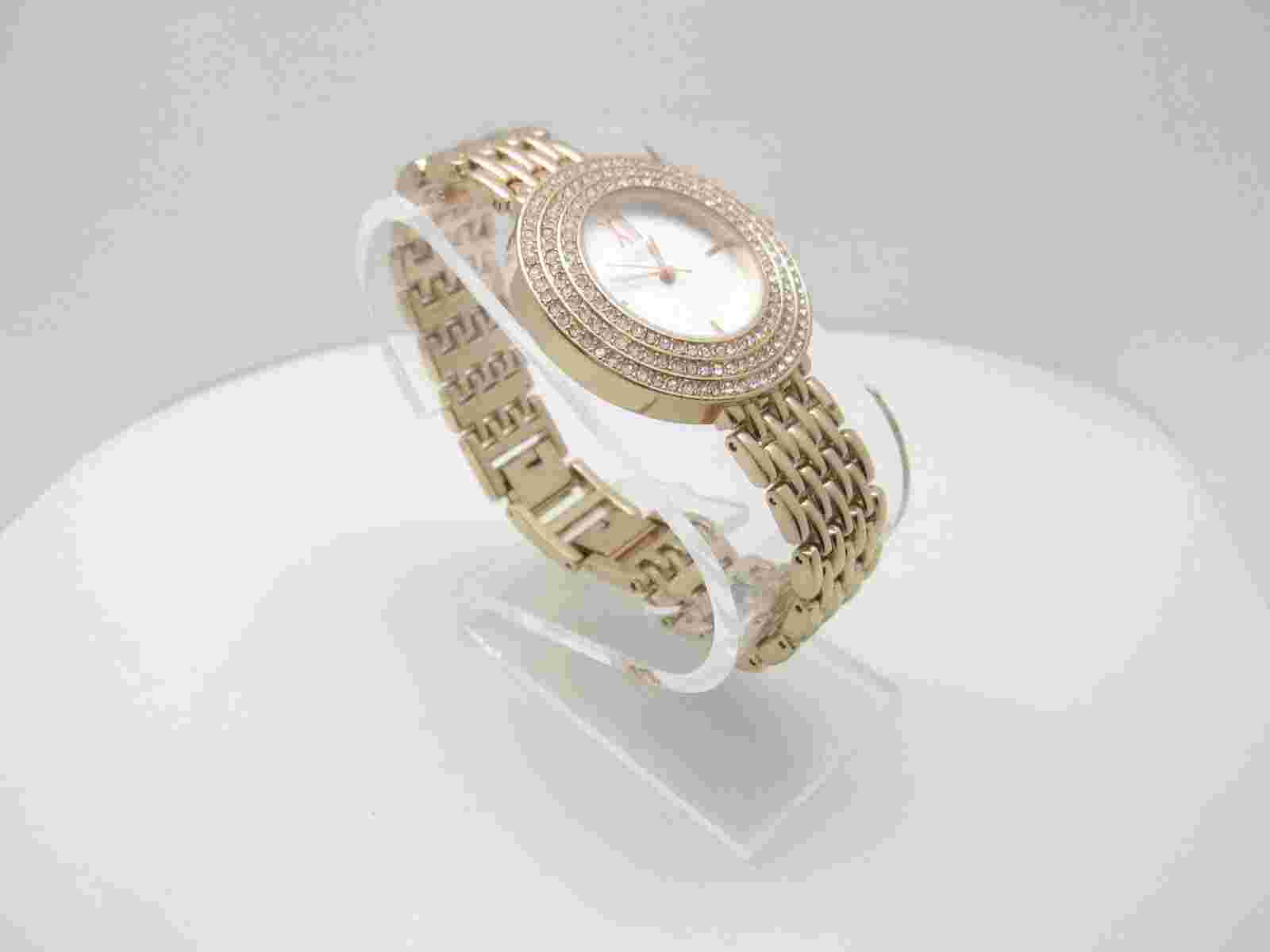Women Catherine Malandrino WR Analog 39mm Dial Crystals Casual Round Watch (D50)