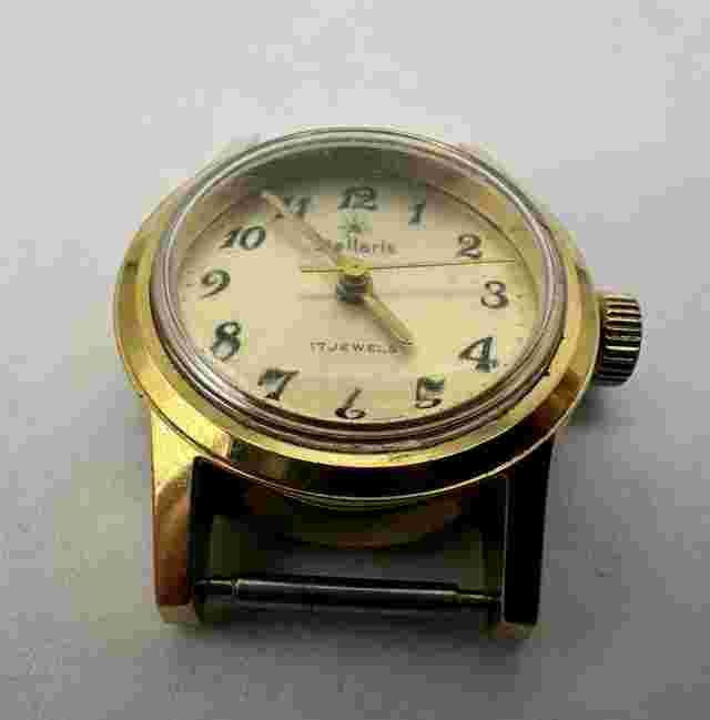 Stellaris Vintage Ladie’s Watch Gold Tone Japan Made *Running* Rare Small