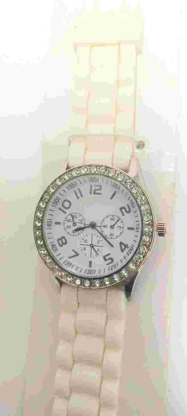 Darice Women's Watch Silver Tone Cryal Bezel Silicone Band Quartz Wristwatch