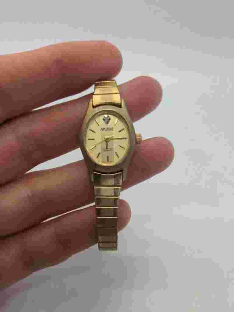 Vintage Nelsonic Diamond Goldstone Ladies Watch Quartz Needs Battery As Is