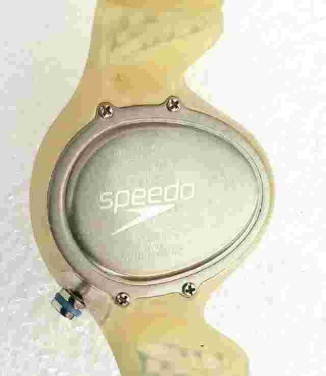 Speedo lady's quartz watch. Works.
