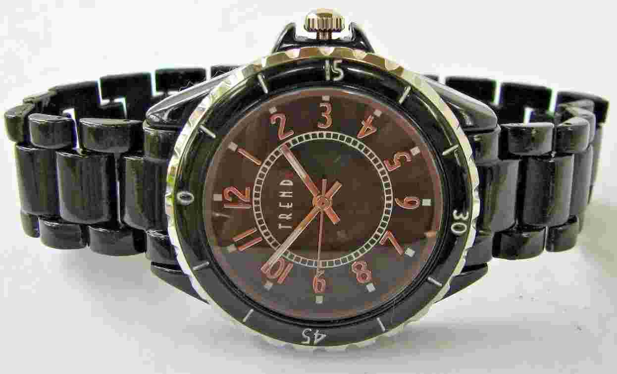 Trendz Quartz Watch with Black IP Bracelet and Case