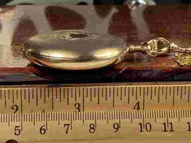 c1899 CROWN ANTIQUE HUNTER CASE POCKET WATCH Keeps Time BEAUTIFUL w/CHAIN FOB🎄