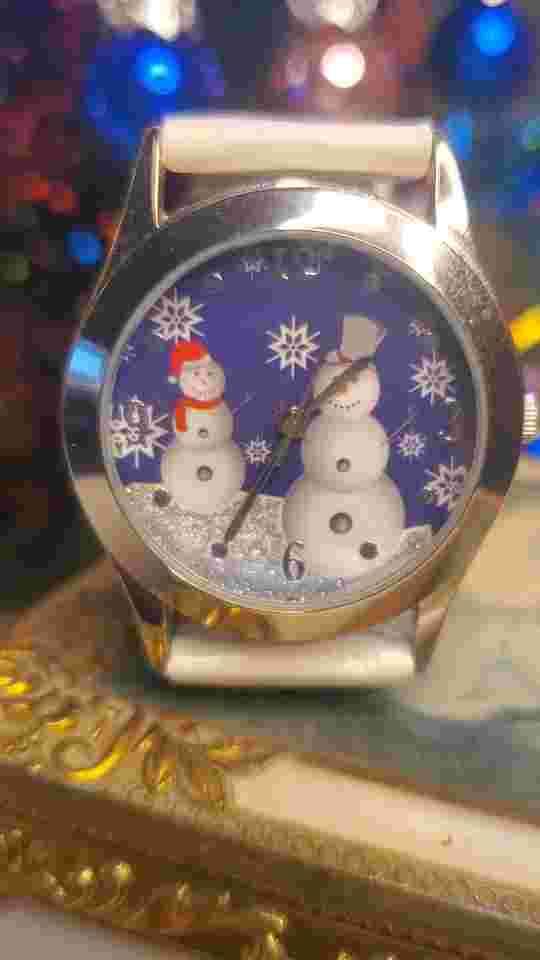 Avon Christmas Snowman Winter White Quartz Watch -New Battery
