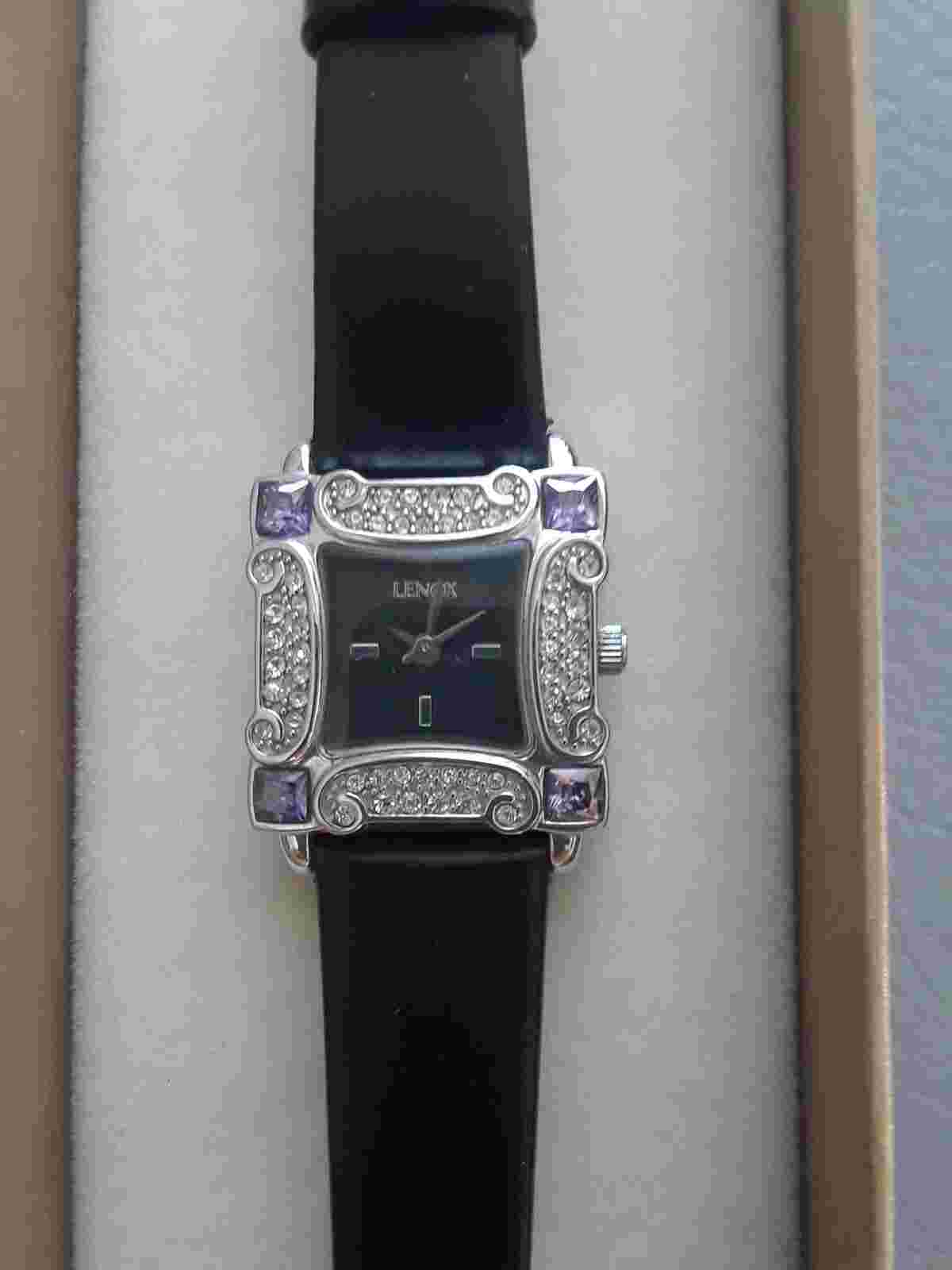 Lenox watch amethyst allure (needs battery)