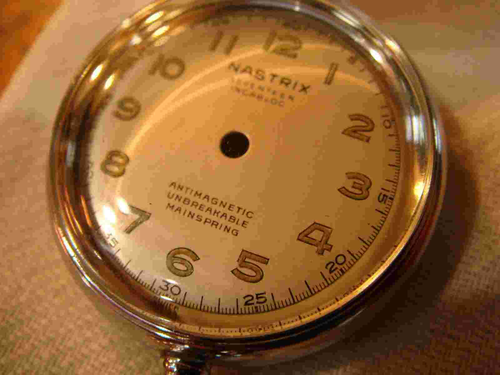 VINTAGE NASTRIX 17 JEWEL SWISS MADE PENDANT WATCH FOR PARTS/PIECES REPAIR
