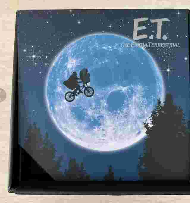 Universal Studios×CITIZEN E.T. Watch Limited to 200 JG2137-62L