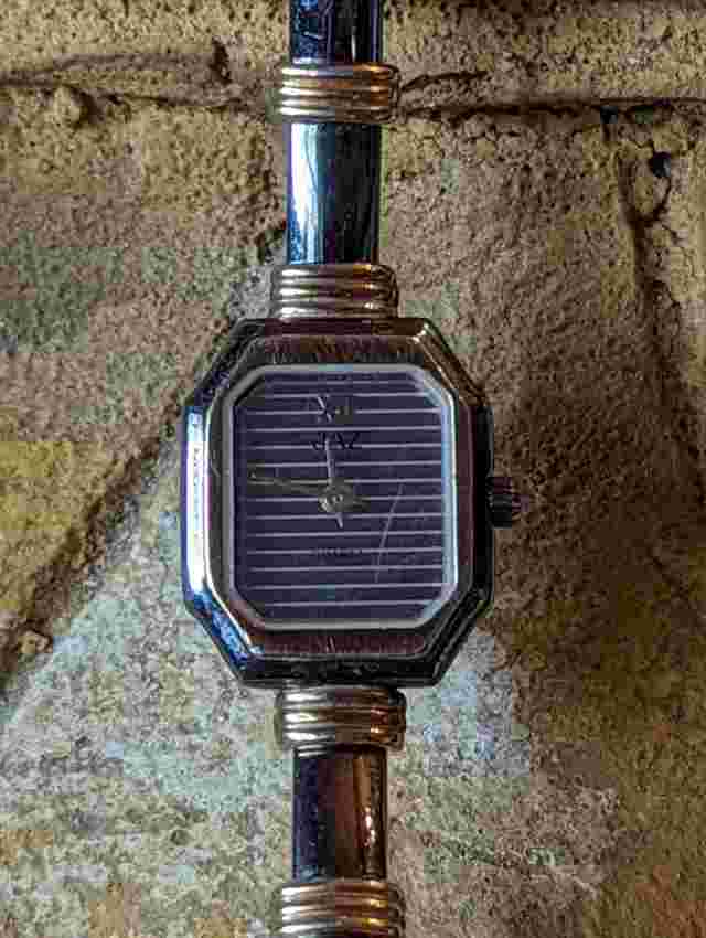 Vintage Women's Jaz Paris Watch Analog Quartz Bracelet Watch France One Jewel