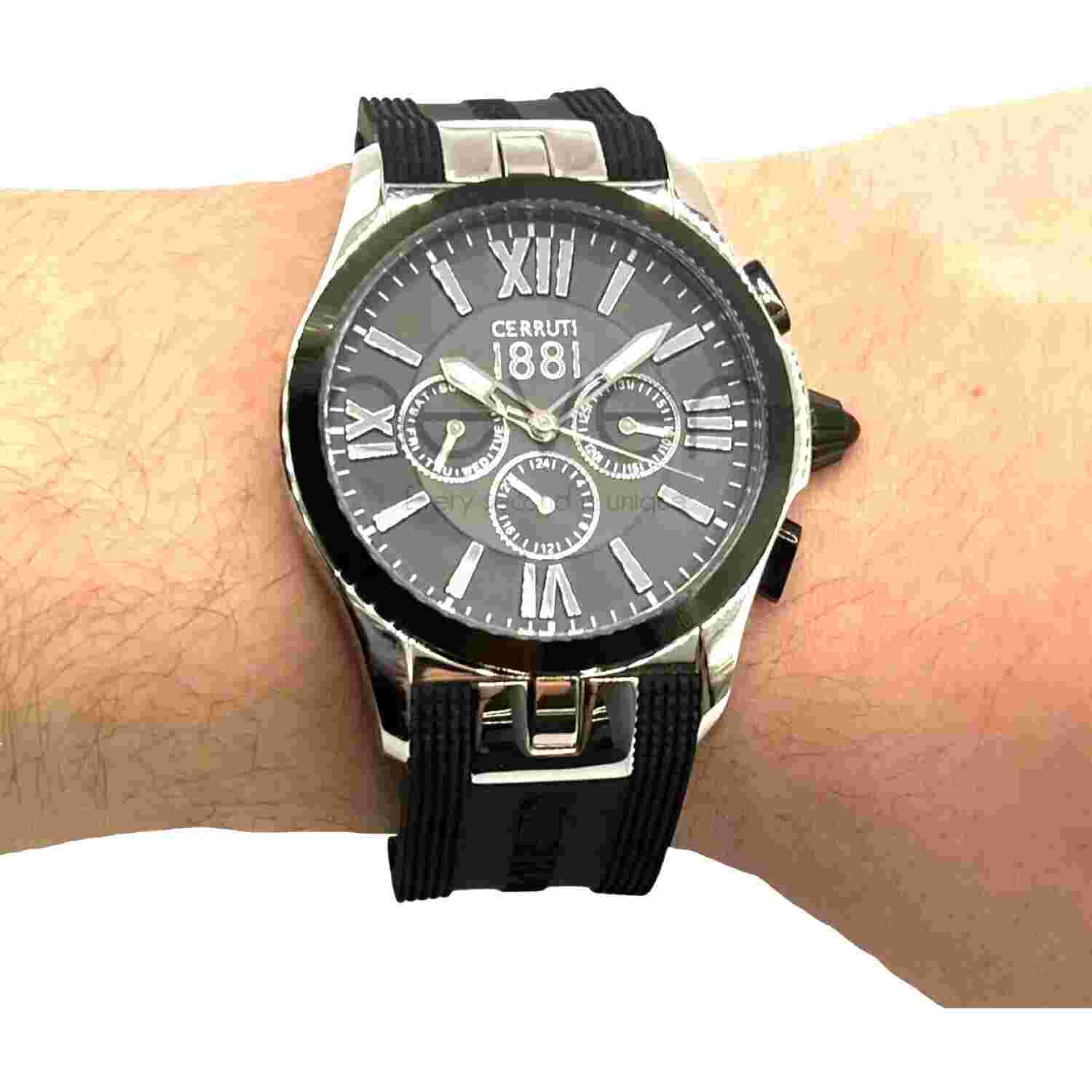 CERRUTI 1881 - STAINLESS STEEL - WATER RESISTANT 5 ATM - BLACK DIAL - Ø43MM
