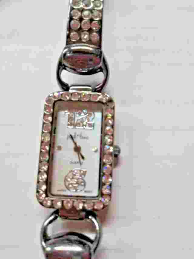 Park Lane Quartz Japan movement women's elegant fashion wristwatch Condition: un