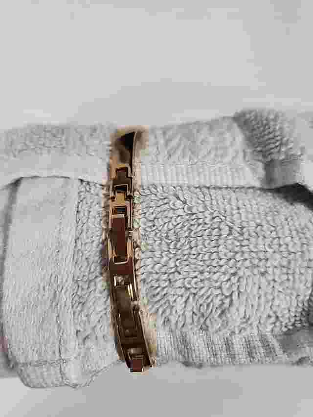 DANBURY MINT LADIES WATCH MOTHER OF PEARL HEART RUBY GOLD TONE VTG