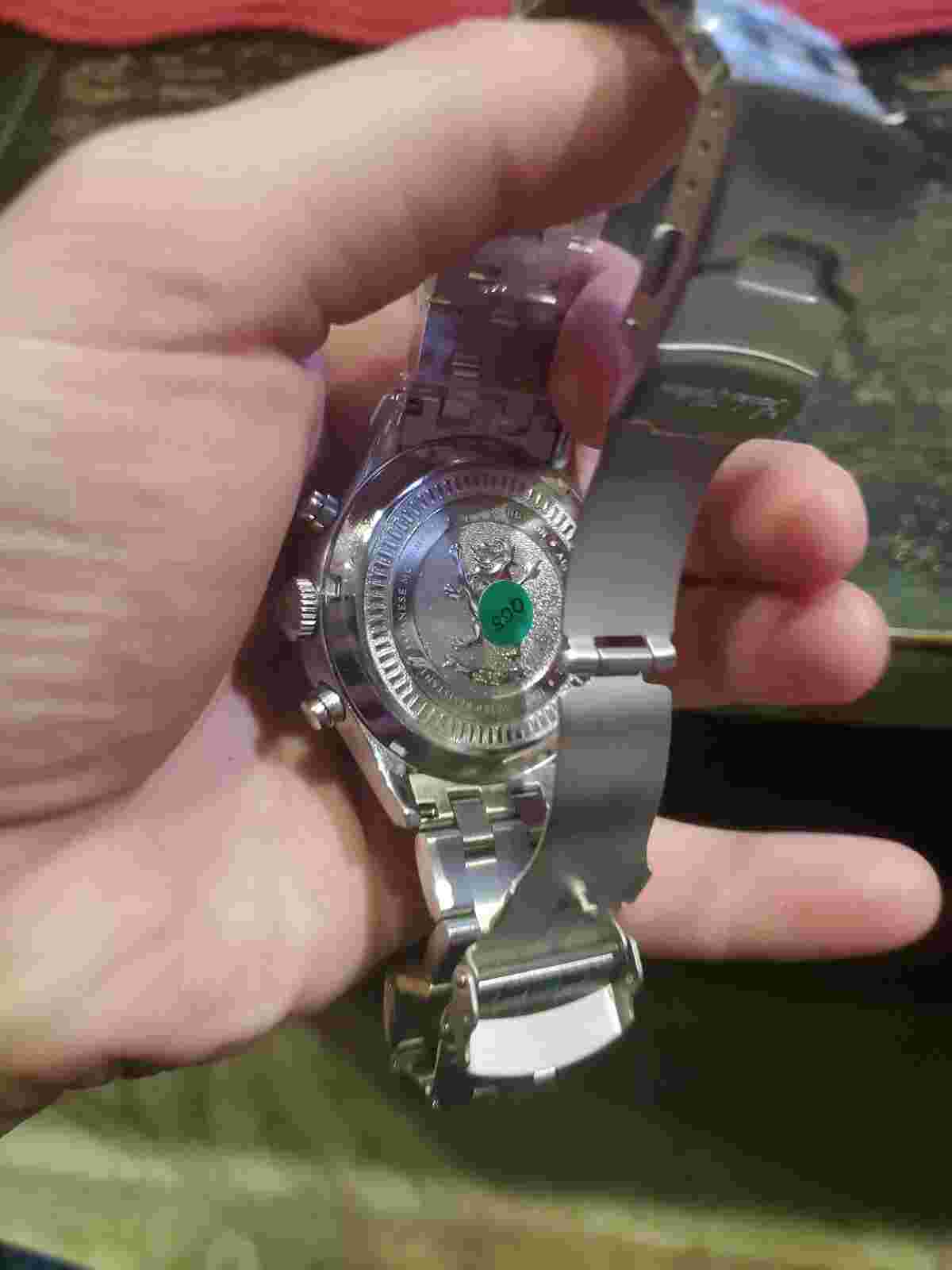 CHARLES HUTTON STAINLESS STEEL QUARTZ WATCH 285 MSRP BRAND NEW WITHOUT TAGS NWT