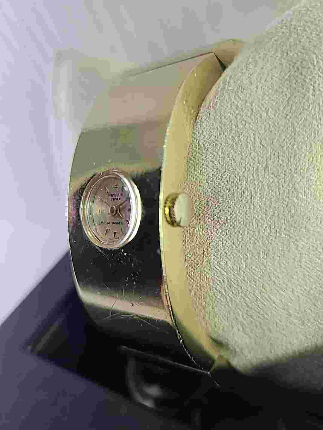 Womens Mayfair Vivax Manual Wind Gold Tone Cuff Bracelet Bangle Runs 22mm Watch