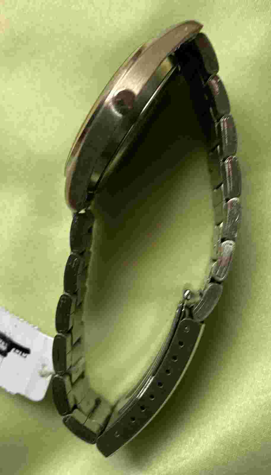 American Eagle Outfitters Metal Analog Watch With Heart Symbol/White Dial-New