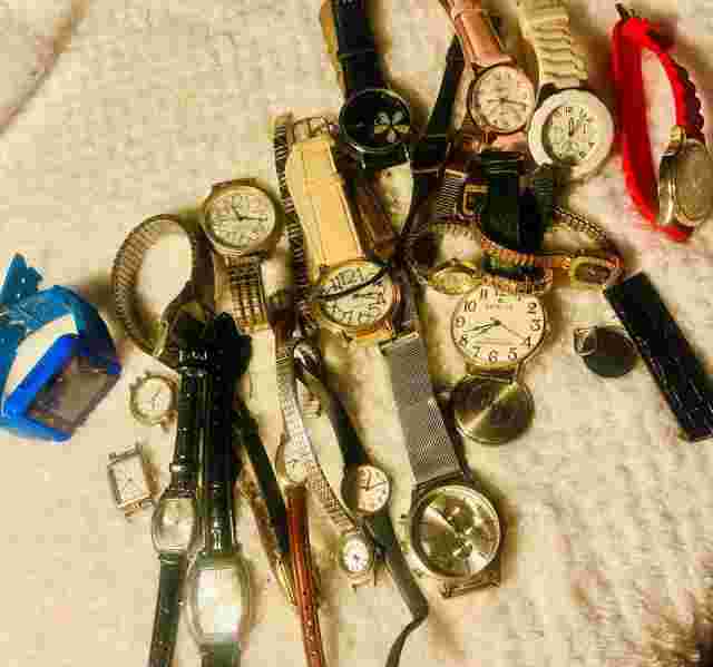 Vintage Estate Watch Lot Wrist All Included Different Makers Watches Some Pieces