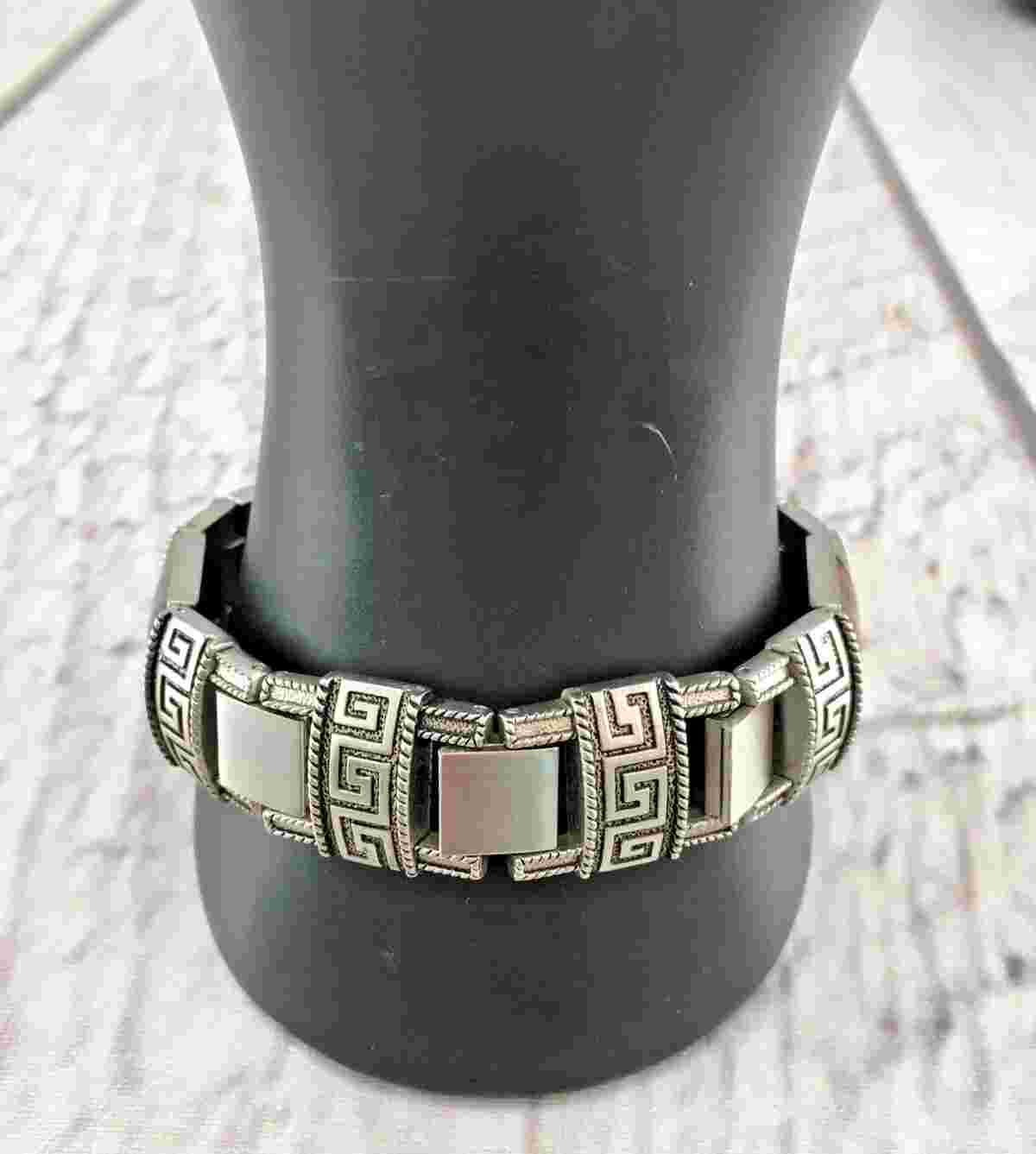 CATO Women's Watch 24mm.. Cheetah Pattern.. Quartz
