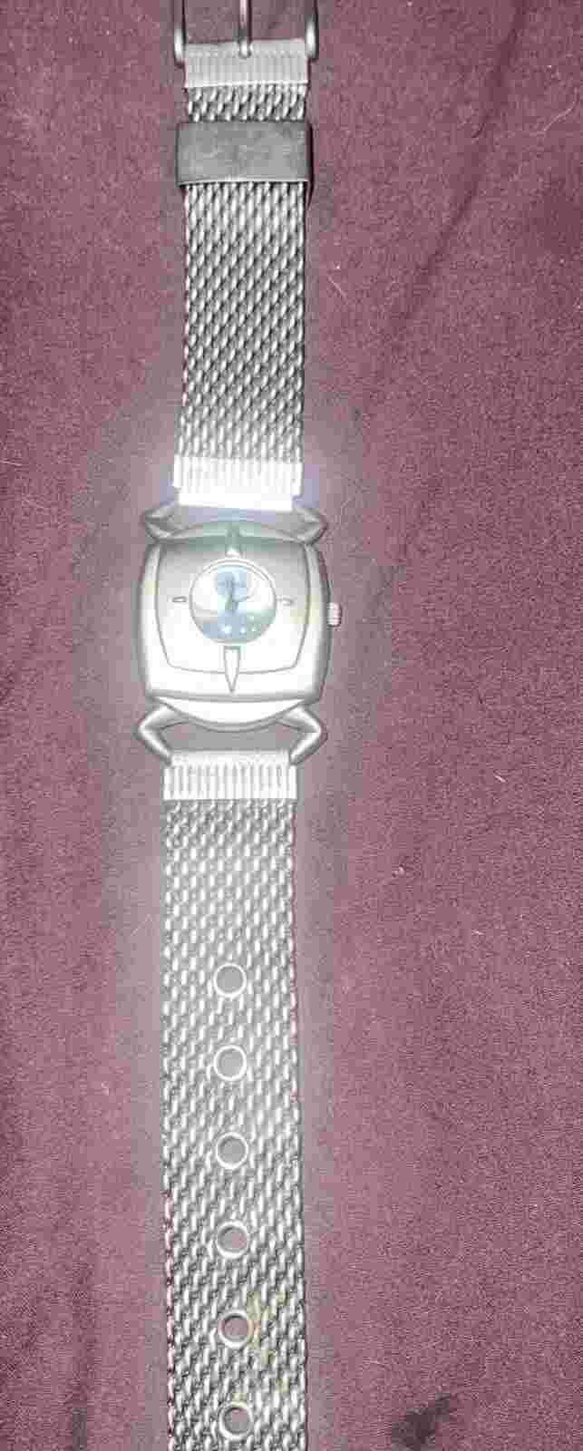 Sentinel America 1995 Silver Tone Quartz Analog Ladies Watch BUG Scarab Beetle