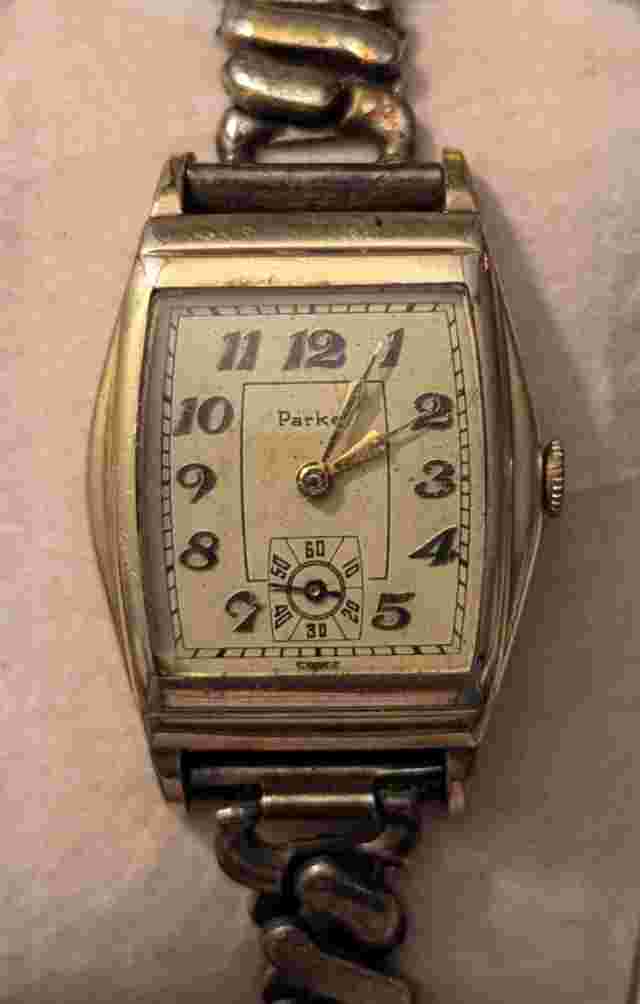 Rare WORKING Mechanical Parker Men's watch Sub dial Gold tone Swiss