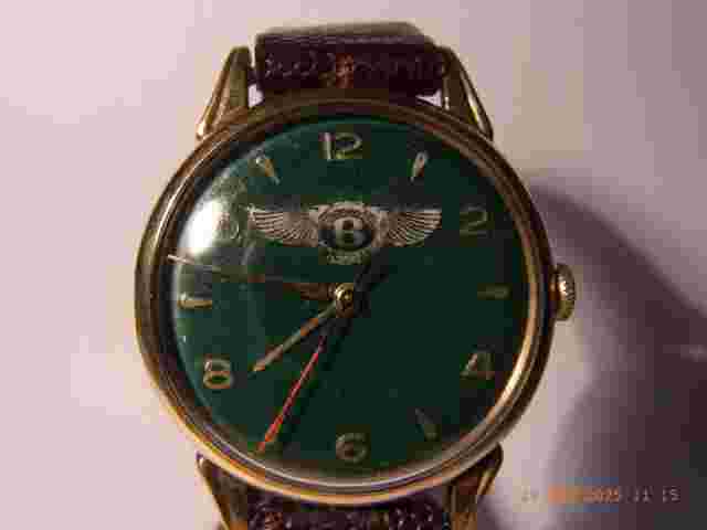 Bentley Blower,Black Label, 1930.Vintage Antique wristwatch,handwinding,1930-35