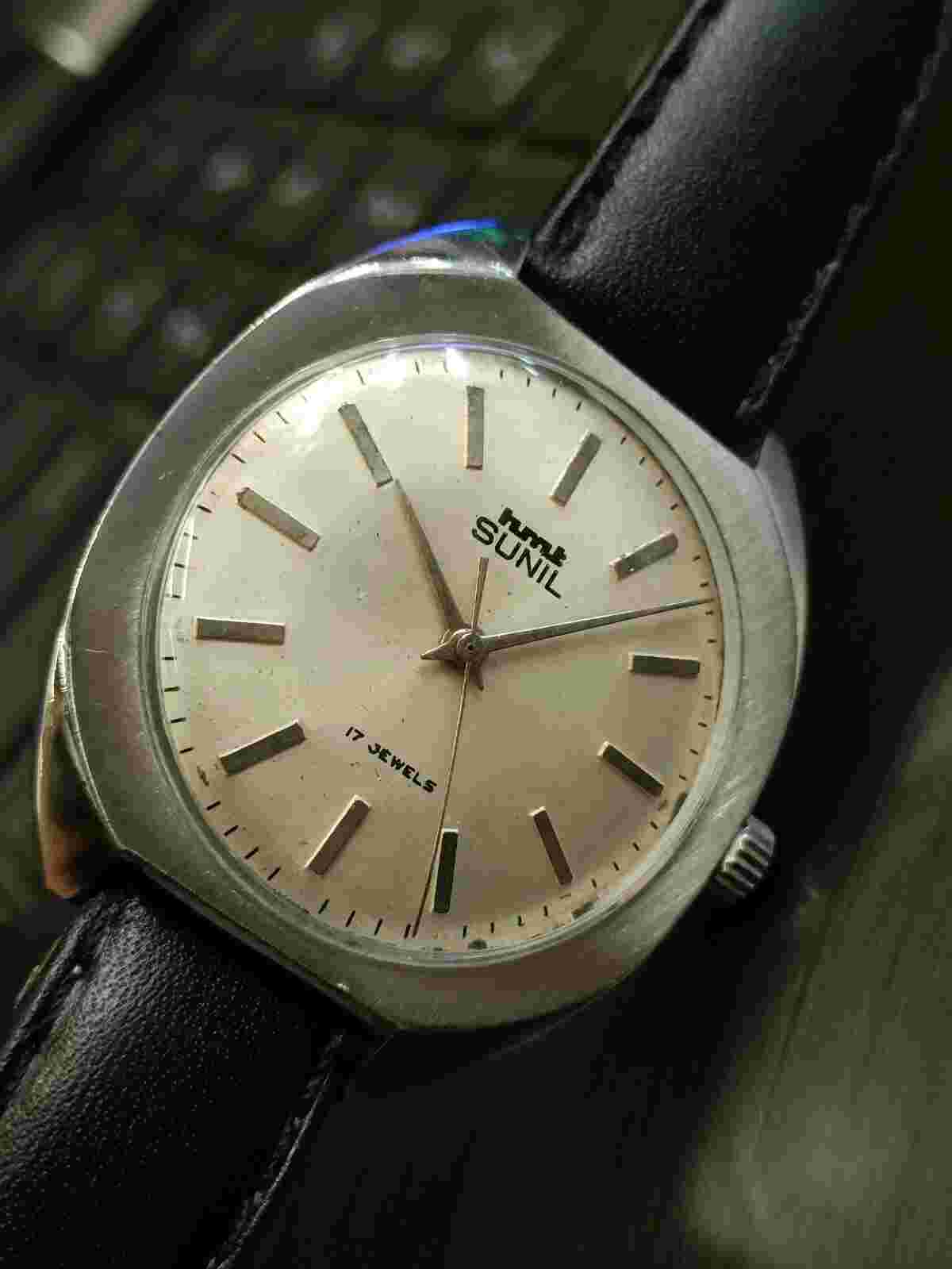 HMT Sunil Authentic 17 Jewels Hand Winding Silver Dial Vintage Watch Para Shock