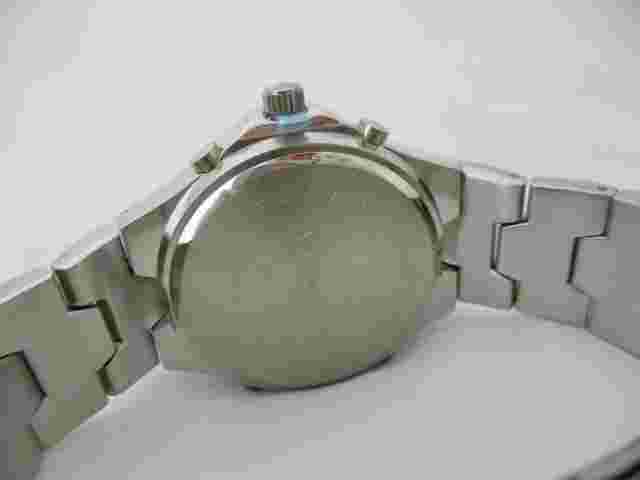 Chrome Men's Silver Toned Stainless Steel Analog Watch Date Indicator