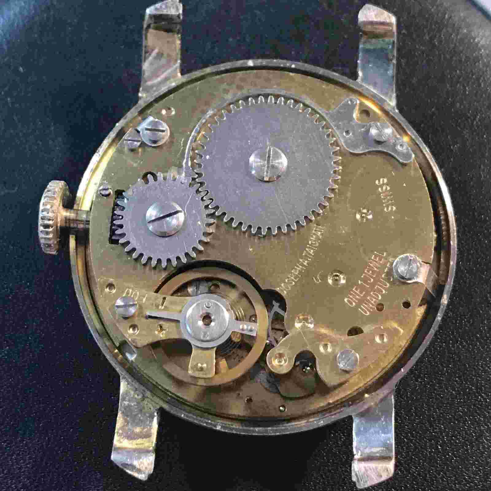 Vintage Genova Men's Wristwatch Hand Wind 34mm Swiss Made for Parts / 1x4