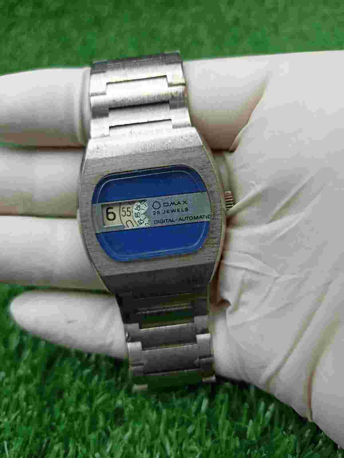 Rare VTG OMAX Space Age Digital Jump Hour Digital Automatic 25 Jewels Watch 70s