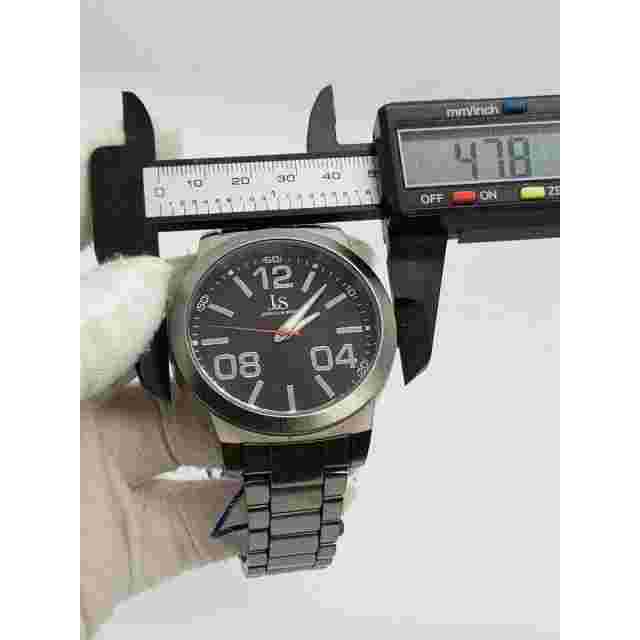 J&S Joshua & Sons Large Silver Men’s Quartz Watch JS82