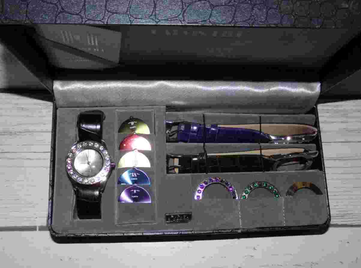 Retro Calvin Hill Variations Interchangeable Women's Watch Never Worn in box