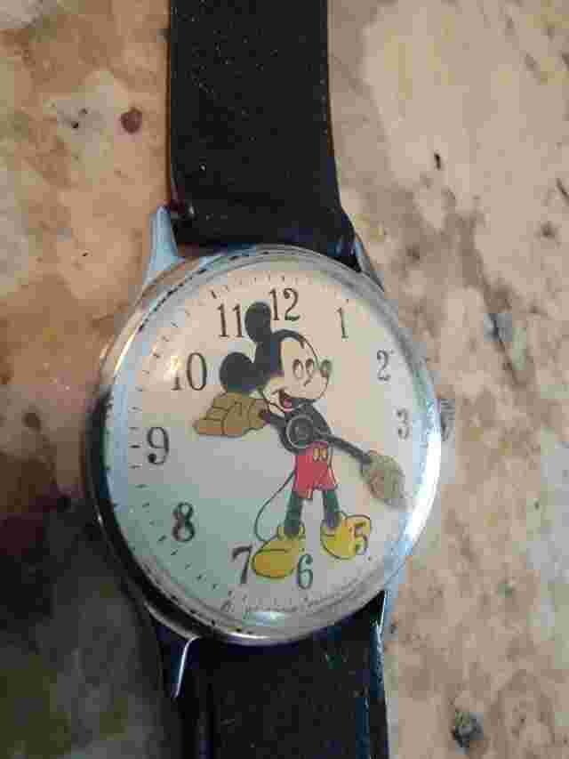 Vintage Walt Disney Production Mickey Mouse Watch Wind Up Yellow Hands. Working