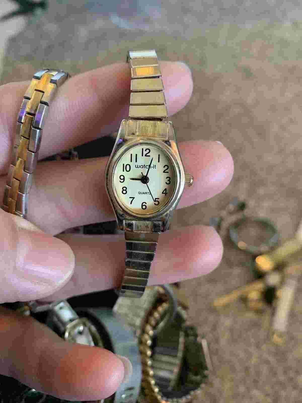 Vintage Watch By Watch It