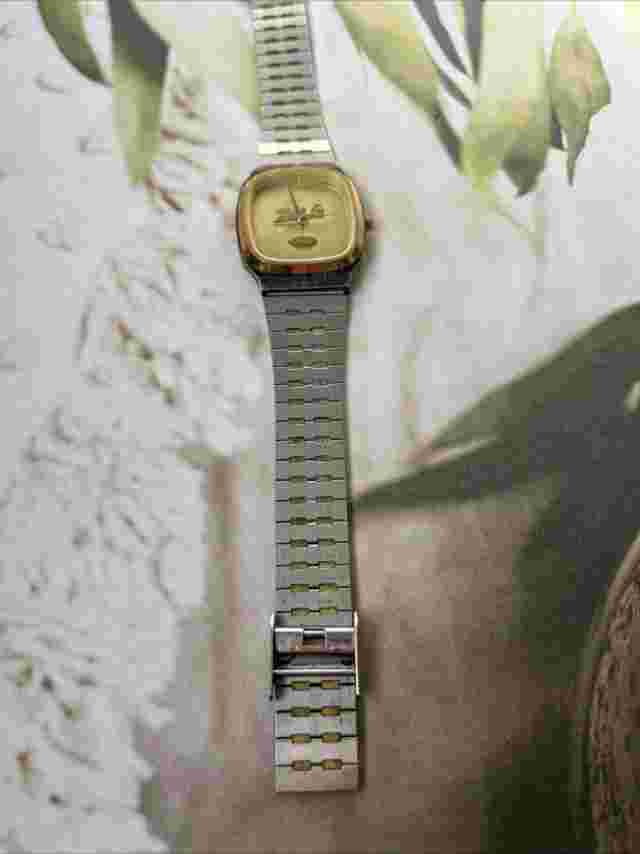 Vintage Jostens Wristwatch UNTESTED