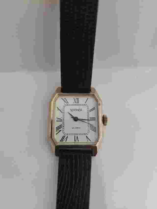 Sekonda ladies watch 23 jewels USSR manual winding