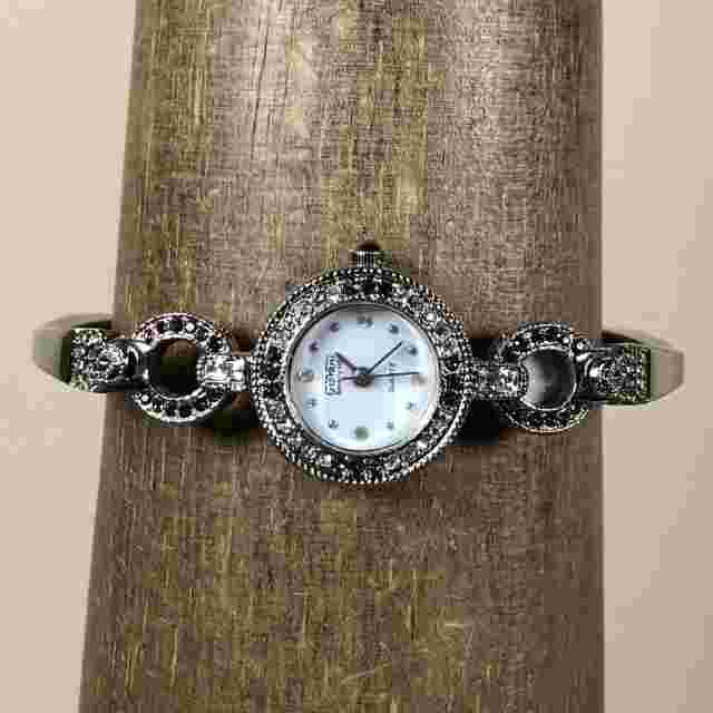 Giovani Beverly Hills Women Pave Bracelet Quartz Analog Watch 7 1/2"