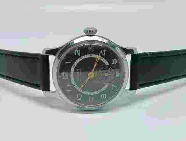 ☭ RARE  Vintage WATCH  Mayak  1 MChZ SOVIET 16 Jewels Wrist watch  USSR 1950's ☭