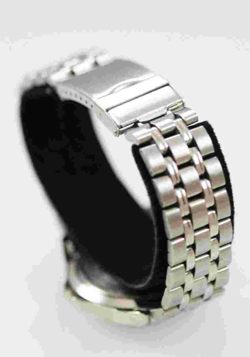 Sierra Club Men Watch Silver Stainless Steel WR Day Date 24hr White Quartz