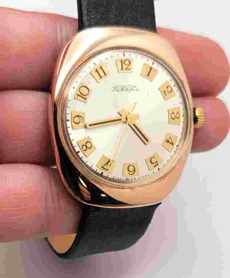 Rare 70's Soviet Union Raketa 14k Solid Rose Gold Watch works