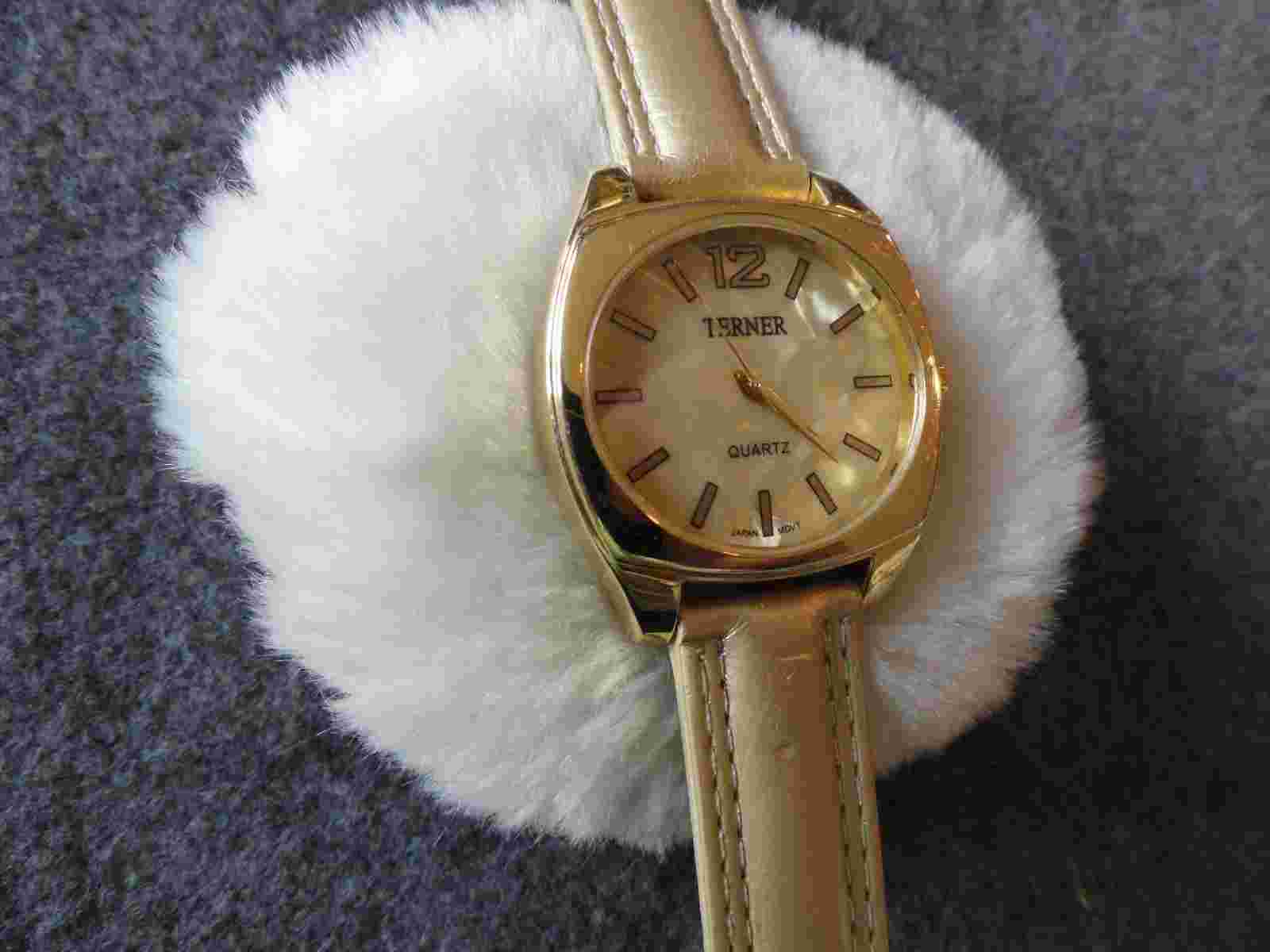Ladies Terner Gold Colored Quartz Watch