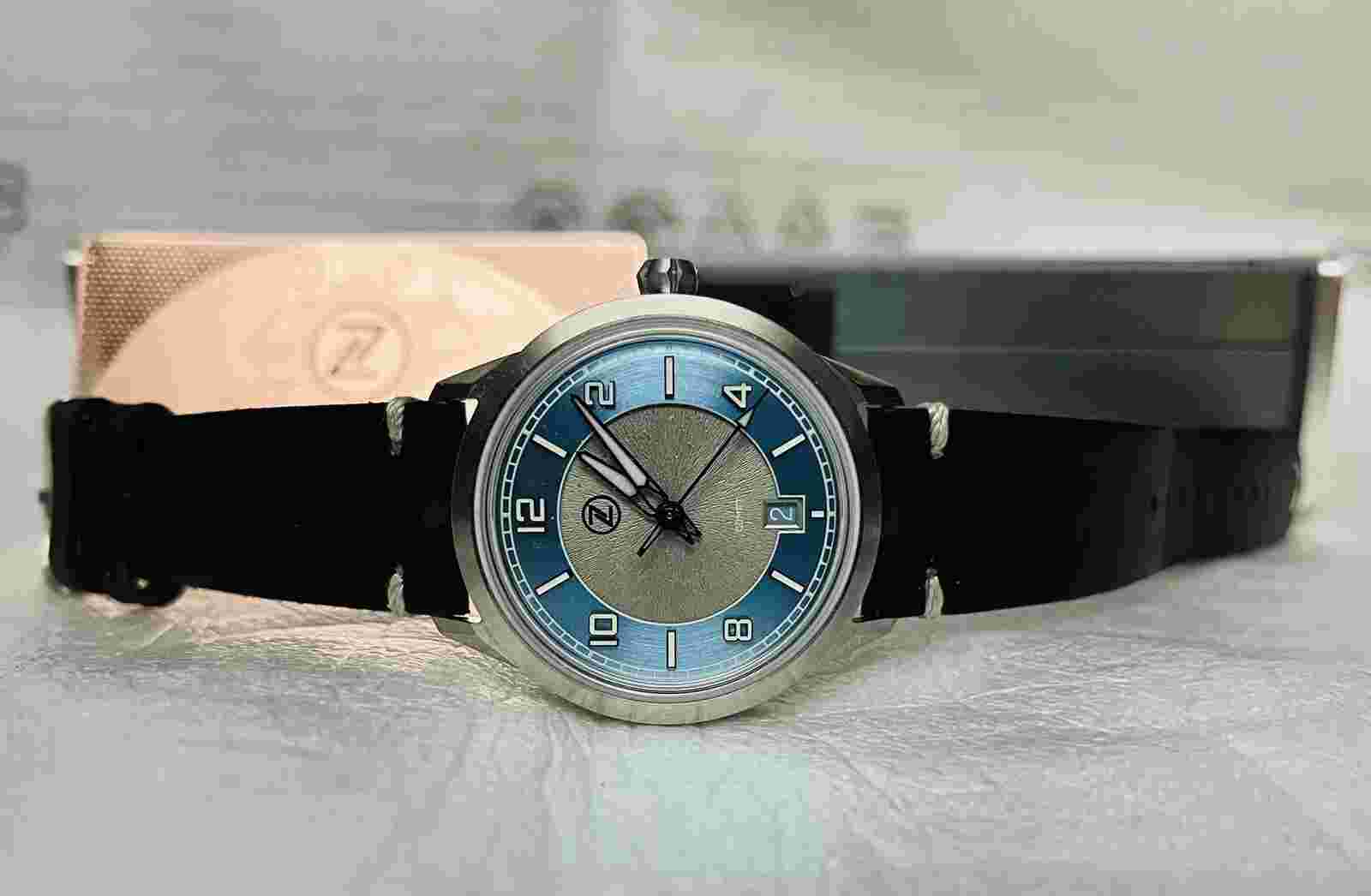 New STORE DISPLAY Zelos COMET 39MM STEEL BLUE - DEALER & WARRANTY