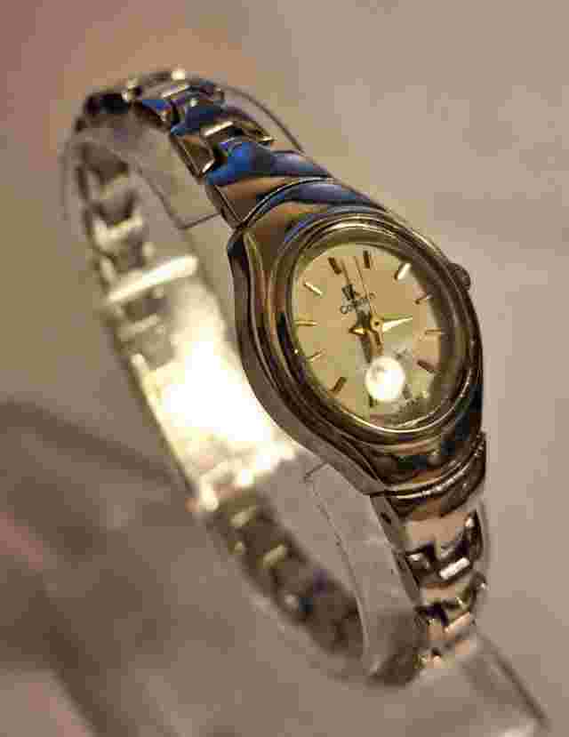 Beautiful IIK Collection Ladies Quartz Watch