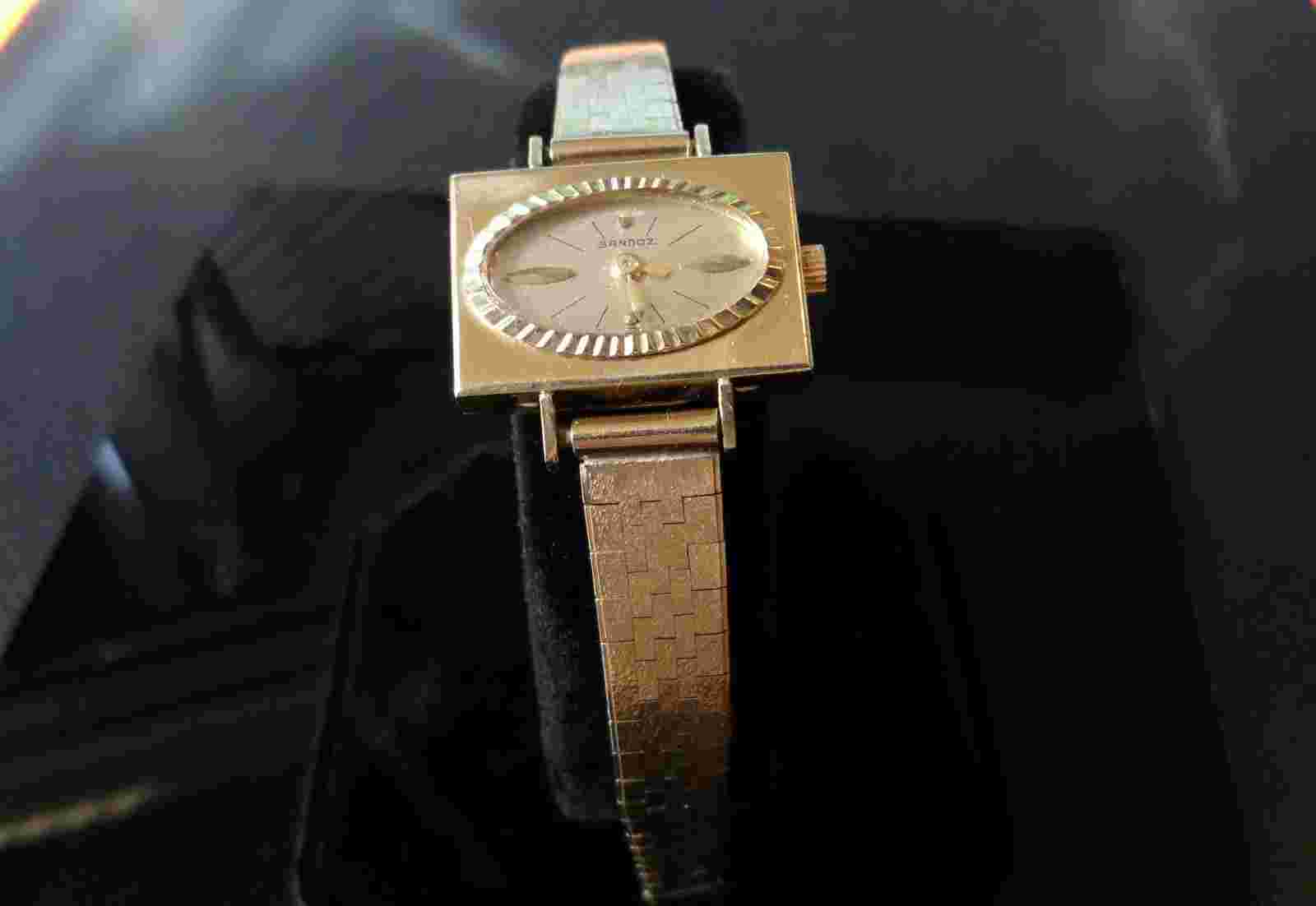 1940's VINTAGE SANDOZ 18K YG Women's Watch, SAPHIRE, Mechanical, 12-hour Dial.