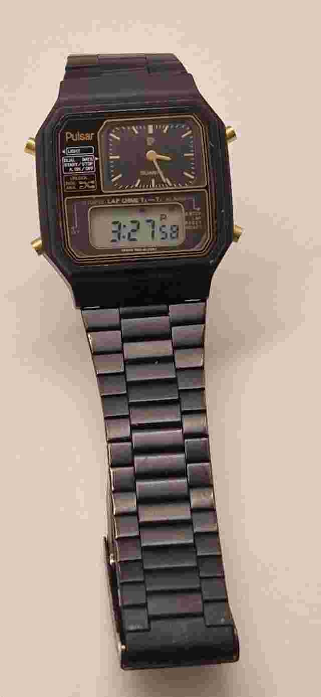 RARE Black Pulsar (by Seiko) Analog & LCD Watch Y651-5120nt Dimensions II Y651a