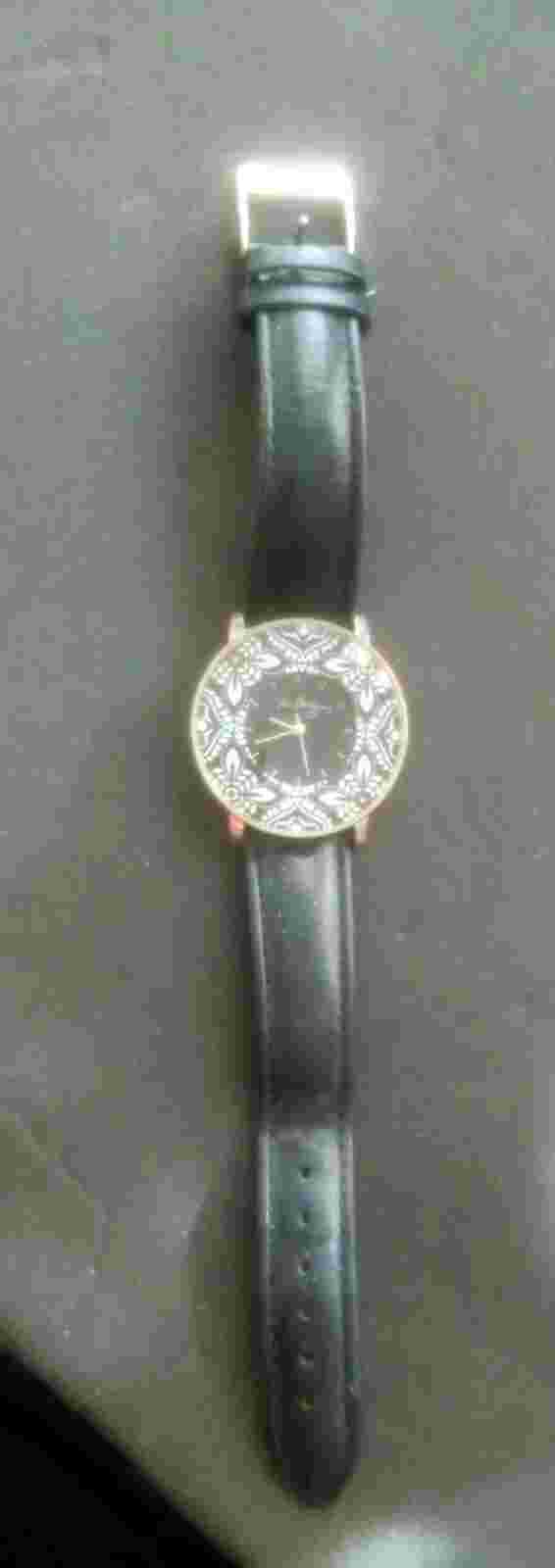Women's VERA BRADLEY Watch New Battery