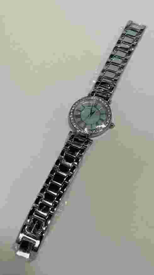 Jeanneret 1433 Womens Gloria Swarovski Crystal Bezel Pearl Dial 2 Tone Watch