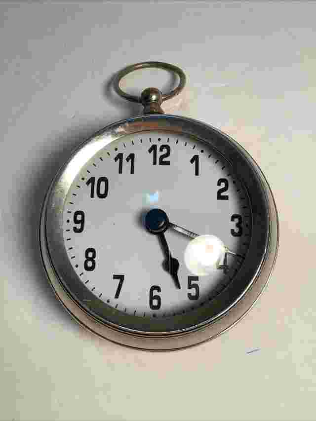 PRESTIGE QUARTZ  Large Silver Pocket Watch 3”silver Tone Working Made In India