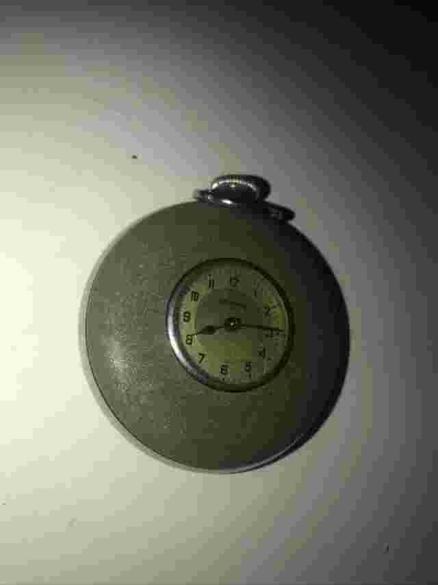 Antique Ingraham Pocket Watch 1940s E Ingraham Company Bristol Conn WORKS! 181
