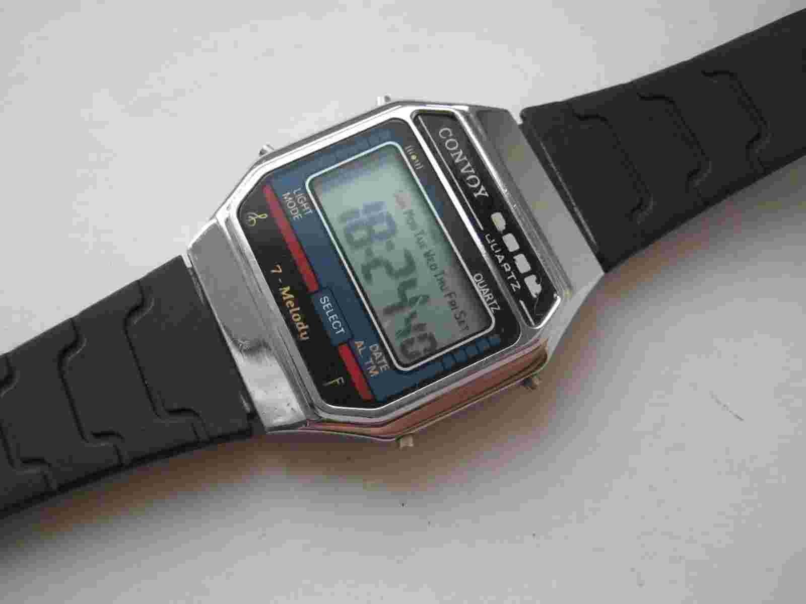 1980s Vintage Wrist Watch convoy Quartz Digital Alarm