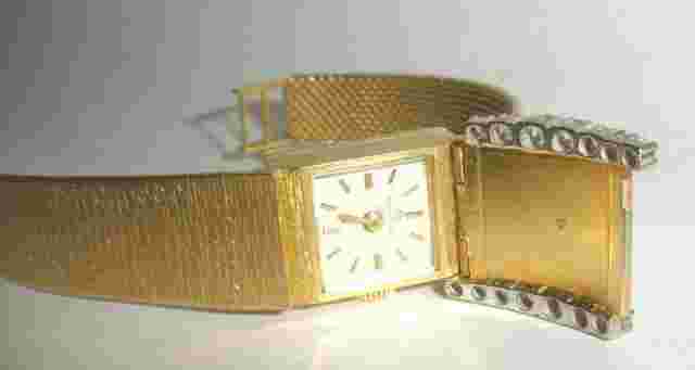 Exquisite Vintage Bucherer lady's 18K diamonds watch LU Chopard 17j 18k band