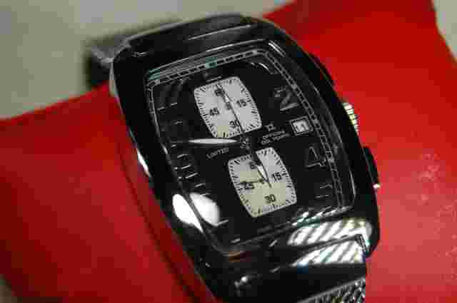 Italy Officina Del Tempo Limited Edition Mother of Pearl Face Chronograph Watch